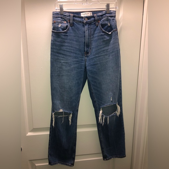 Abercrombie & Fitch - Ankle Straight Ultra High Rise Jean - 27 - Picture 4 of 7